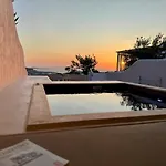 Conte Mykonos Ii بيت للعطل *